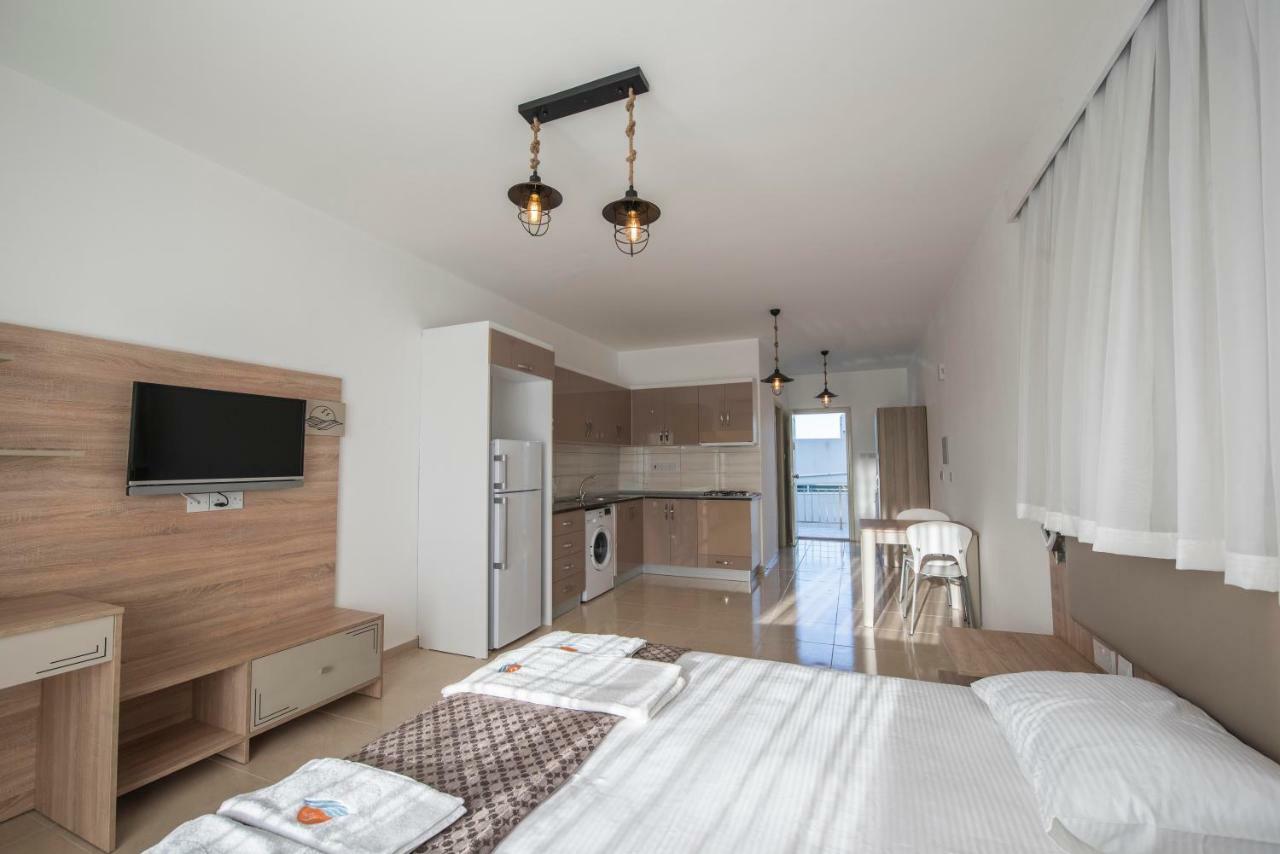 Deniz Airport Suites Nikosia Exterior foto